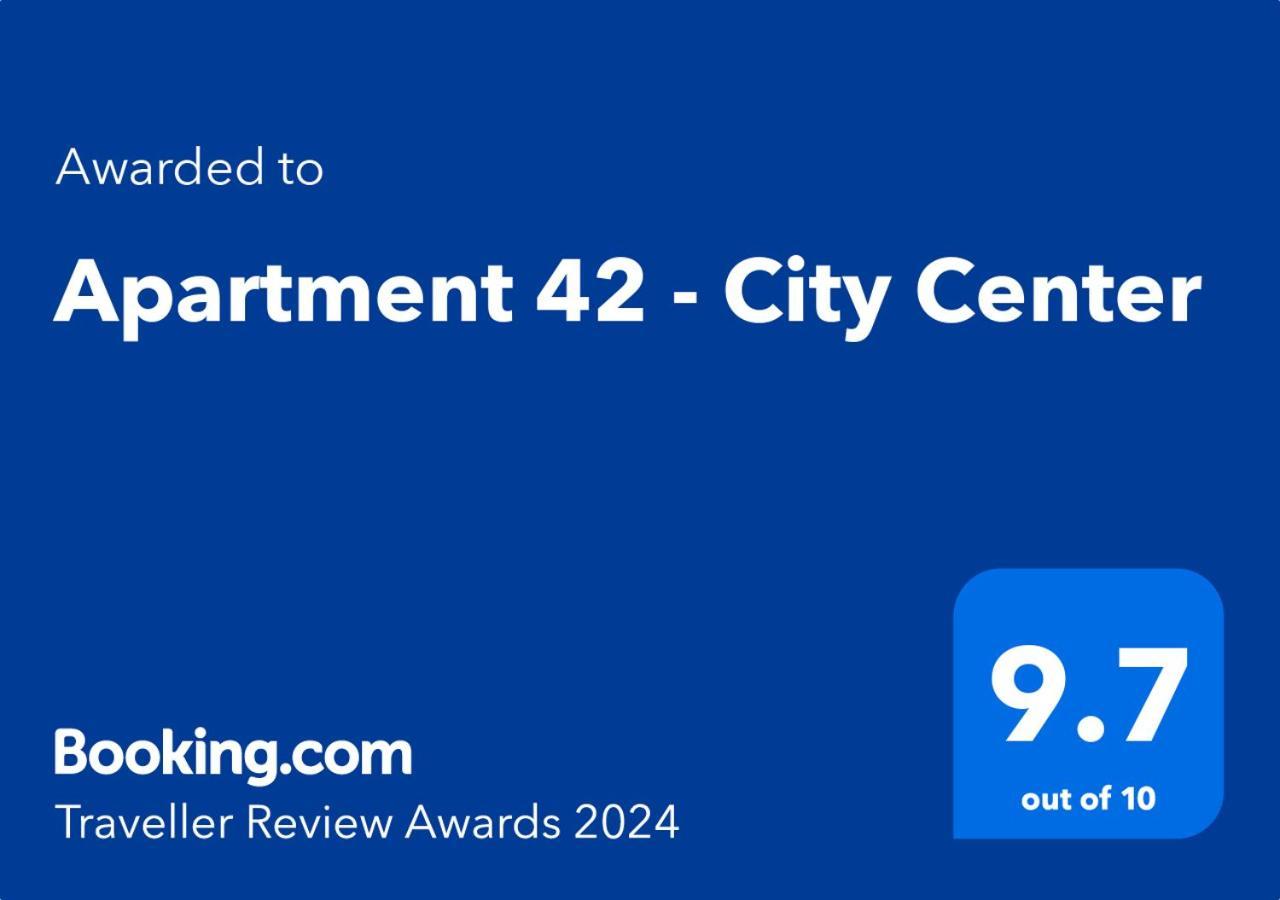 Apartment 42 - City Center Belgrado Esterno foto